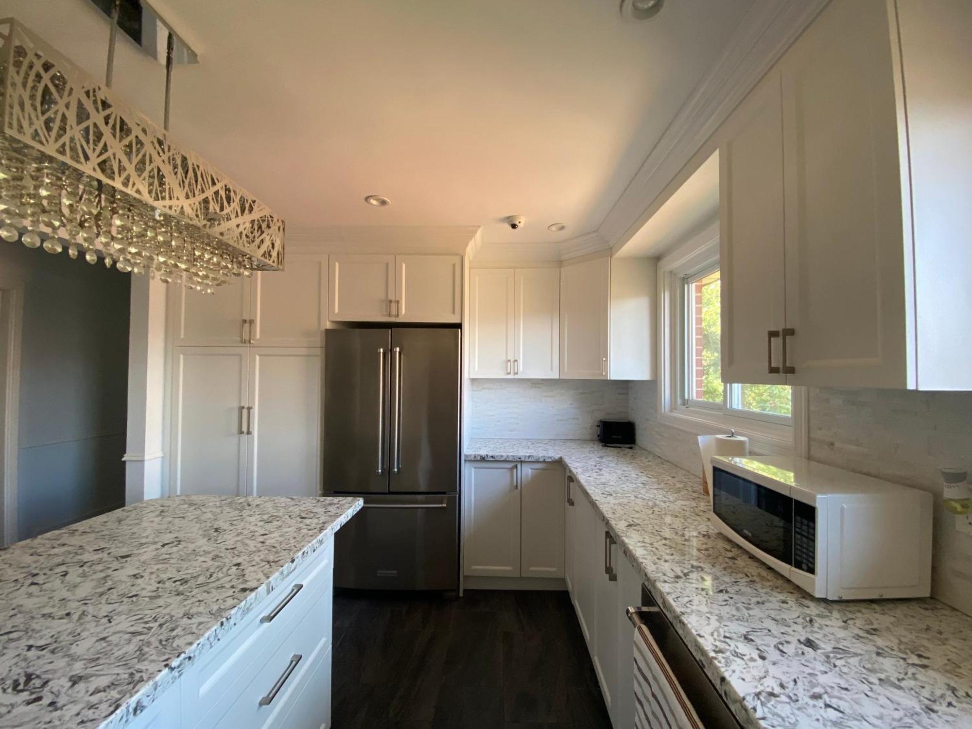 Yonge And Finch Subway !L Spacious & Bright Private Bedroom With Shared Amenties 多伦多 外观 照片